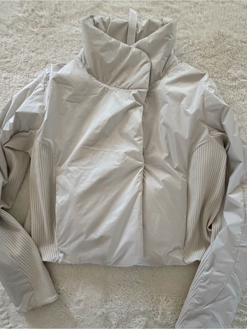 Lululemon sleek city cropped jacket